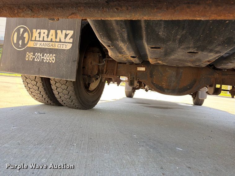 image for item FU4774 2013 Ford F450 Super Duty dump flatbed truck