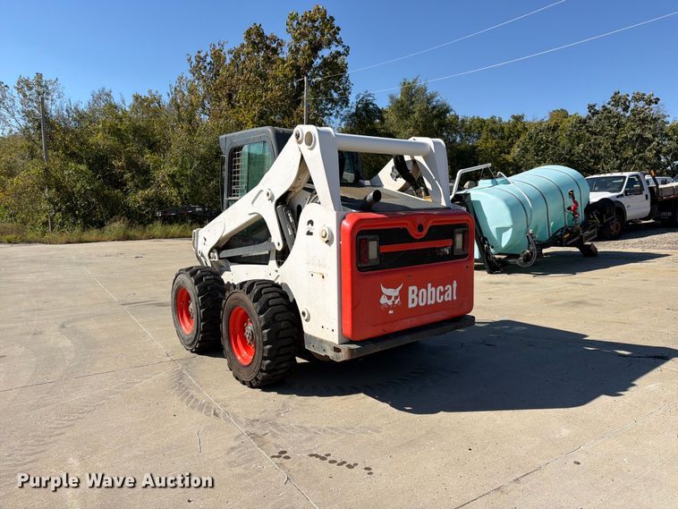 image for item FU4775 2018 Bobcat S650 skid steer loader
