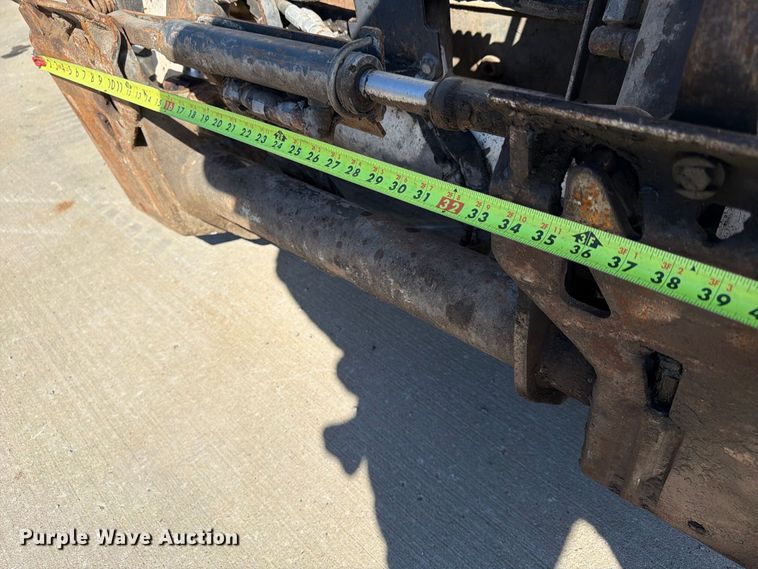 image for item FU4775 2018 Bobcat S650 skid steer loader