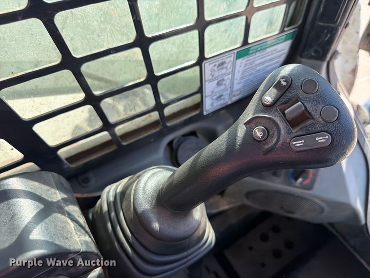 image for item FU4775 2018 Bobcat S650 skid steer loader