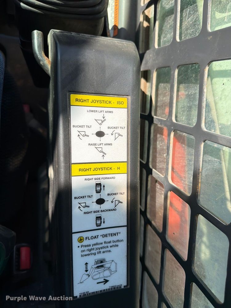 image for item FU4775 2018 Bobcat S650 skid steer loader