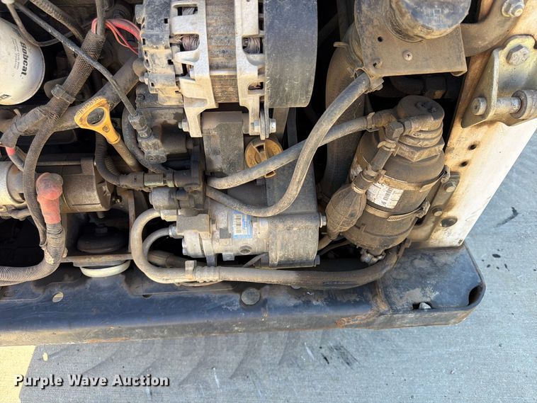 image for item FU4775 2018 Bobcat S650 skid steer loader