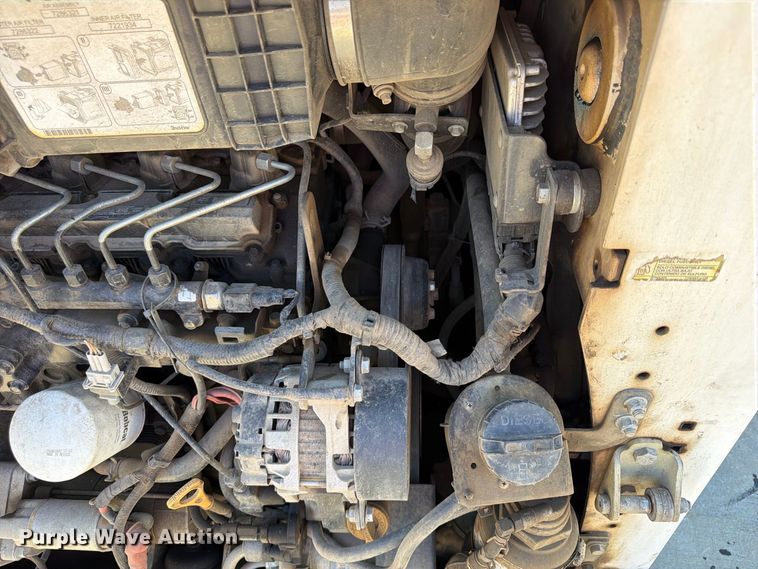 image for item FU4775 2018 Bobcat S650 skid steer loader