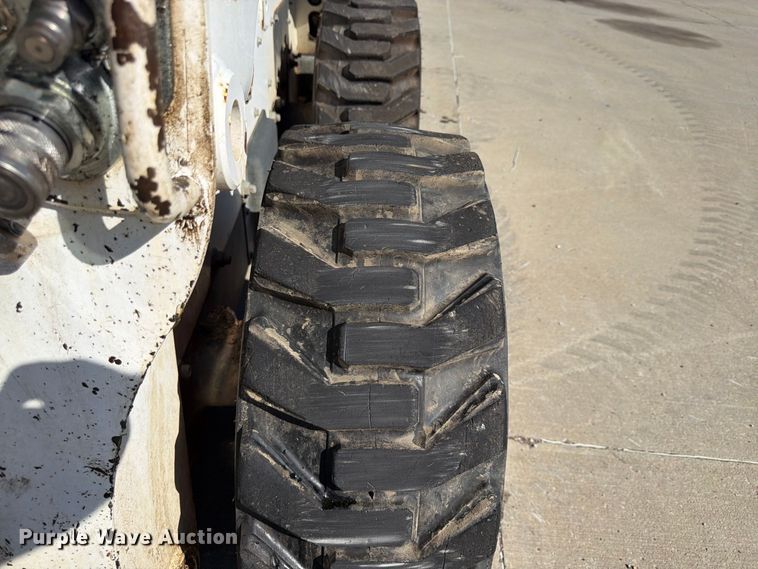 image for item FU4775 2018 Bobcat S650 skid steer loader