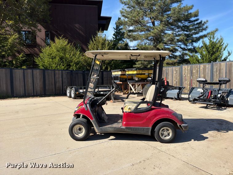 image for item FU4828 2013 Yamaha golf cart
