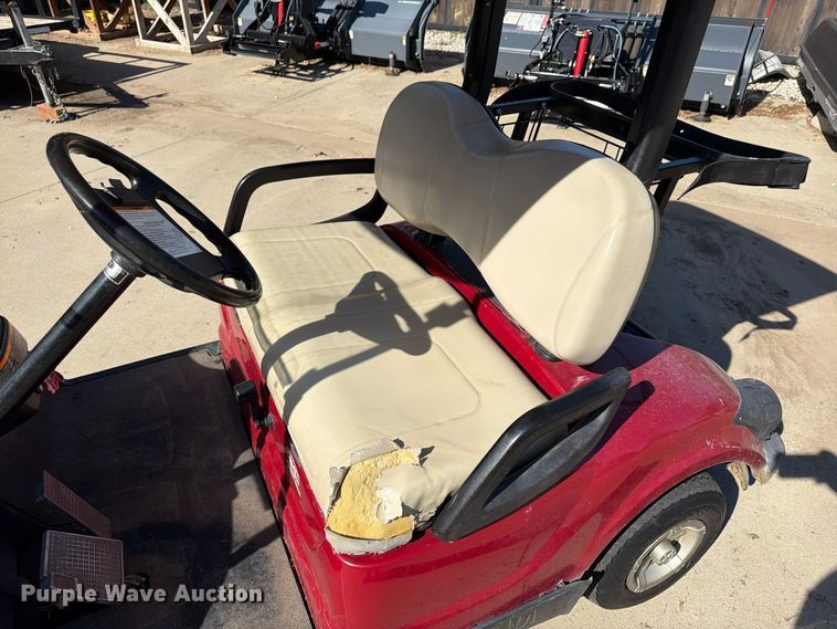image for item FU4828 2013 Yamaha golf cart