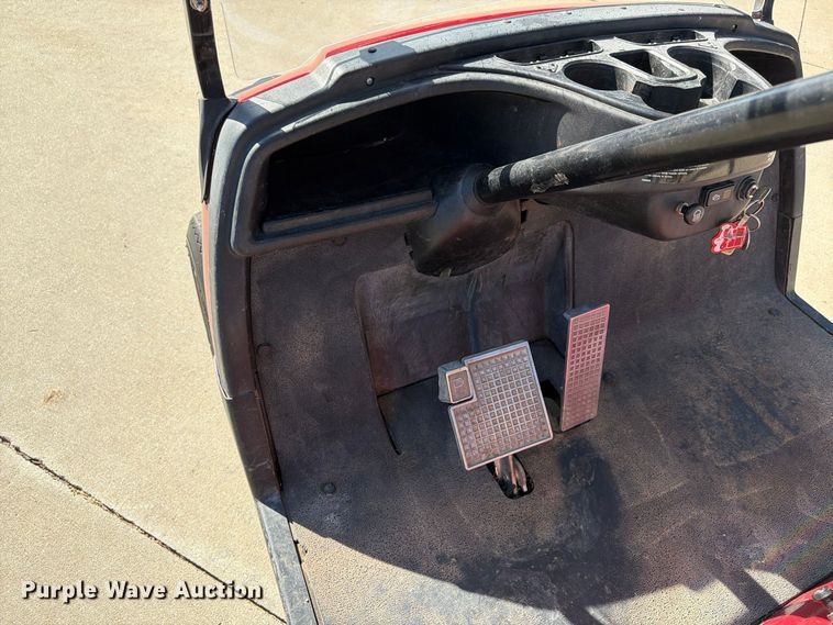 image for item FU4828 2013 Yamaha golf cart