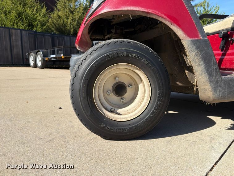 image for item FU4828 2013 Yamaha golf cart