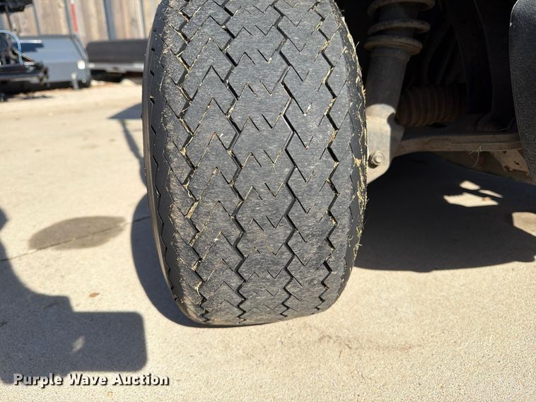 image for item FU4828 2013 Yamaha golf cart
