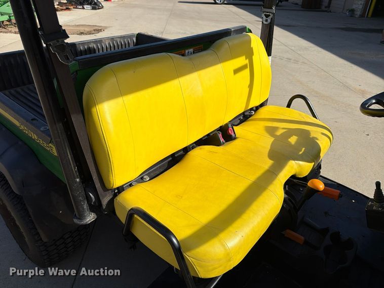 image for item FU4830 2016 John Deere Gator HPX utility vehicle