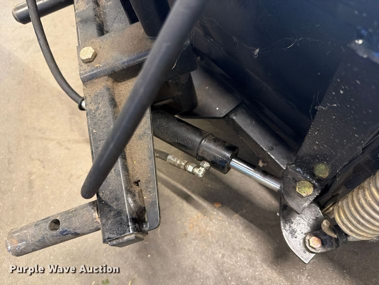 image for item FU4830 2016 John Deere Gator HPX utility vehicle