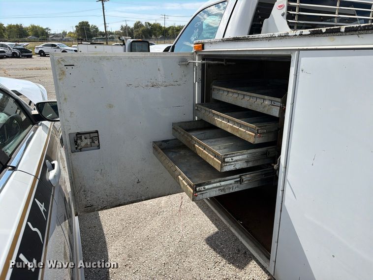 image for item FU5007 2015 Ford F350 Super Duty utility bed pickup truck