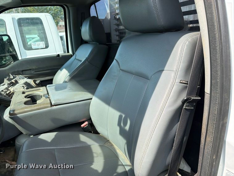 image for item FU5007 2015 Ford F350 Super Duty utility bed pickup truck