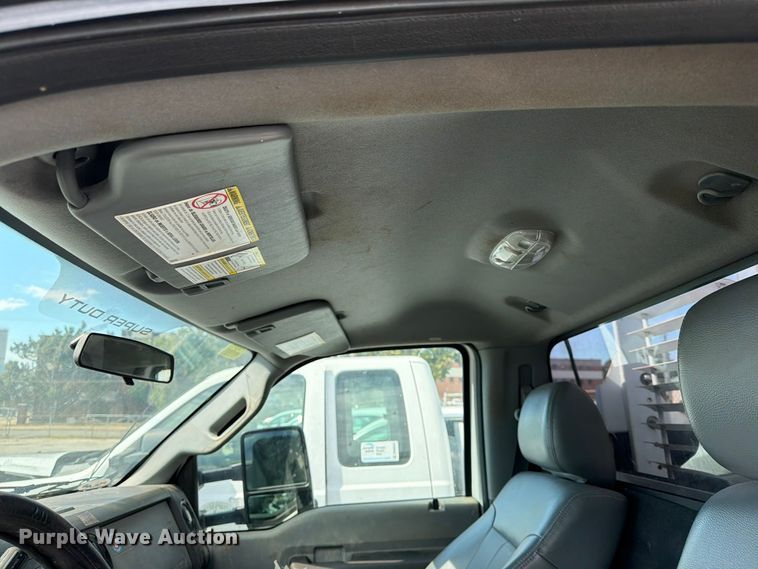 image for item FU5007 2015 Ford F350 Super Duty utility bed pickup truck