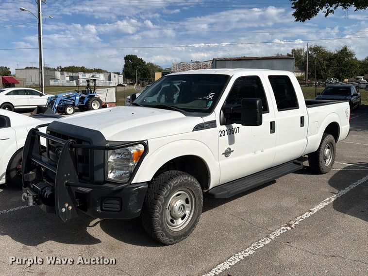 image for item FU5008 2013 Ford F250 Super Duty Crew Cab pickup truck