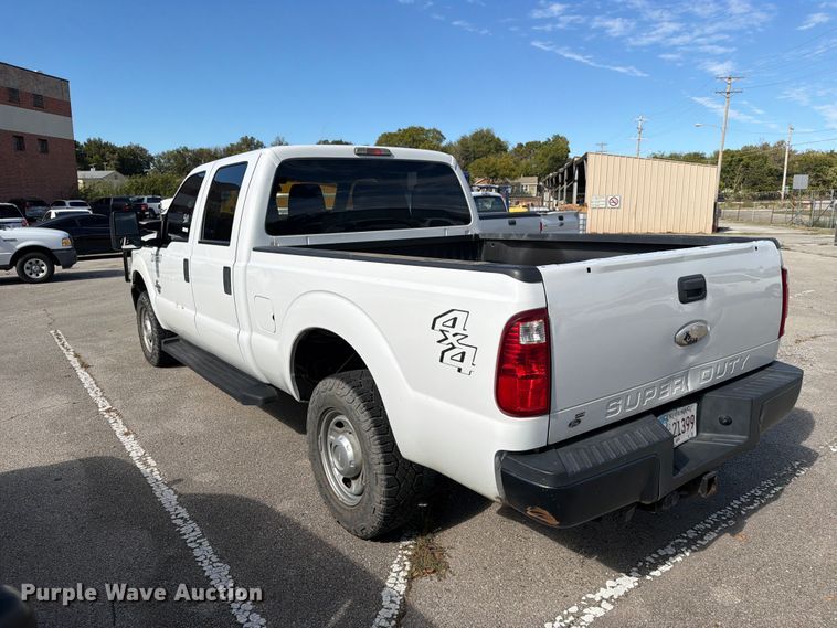 image for item FU5008 2013 Ford F250 Super Duty Crew Cab pickup truck