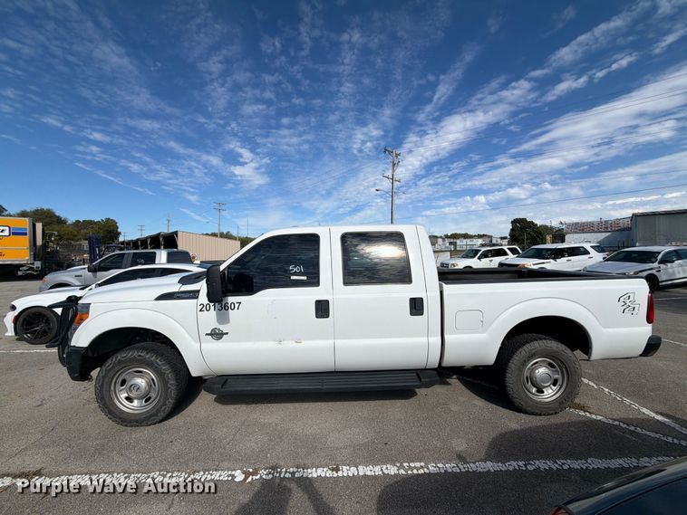 image for item FU5008 2013 Ford F250 Super Duty Crew Cab pickup truck
