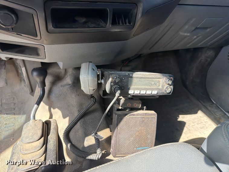 image for item FU5008 2013 Ford F250 Super Duty Crew Cab pickup truck