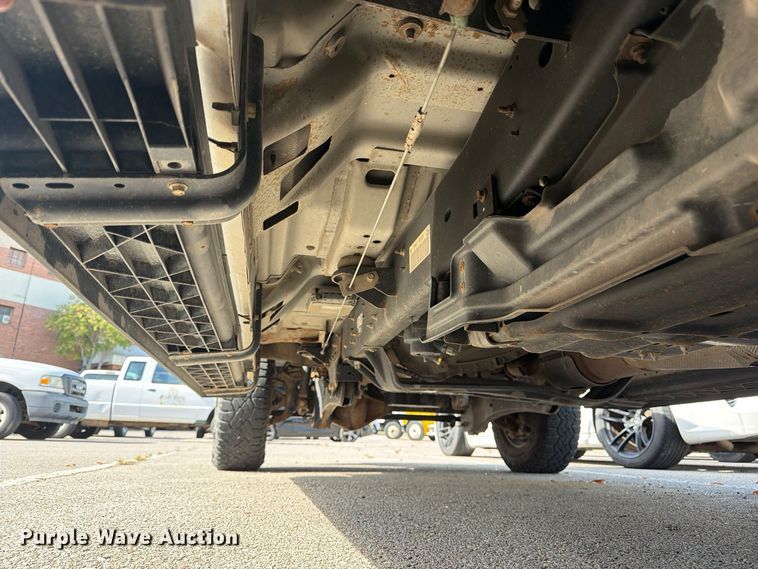 image for item FU5008 2013 Ford F250 Super Duty Crew Cab pickup truck