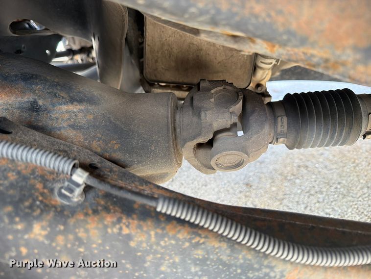 image for item FU5008 2013 Ford F250 Super Duty Crew Cab pickup truck