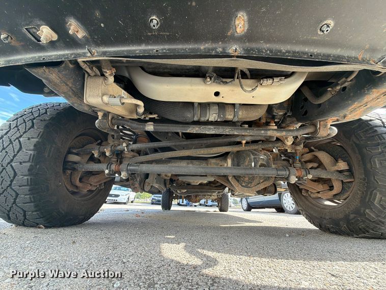 image for item FU5008 2013 Ford F250 Super Duty Crew Cab pickup truck