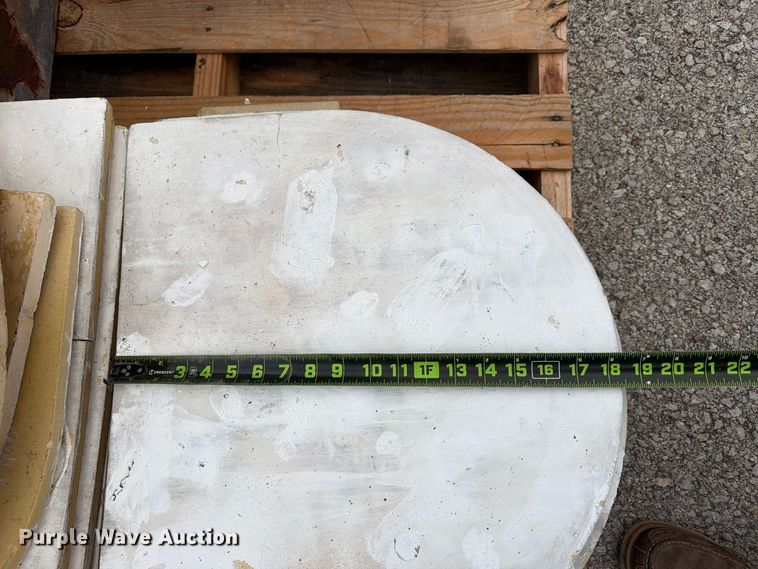image for item FU5009 Paragon Oval 10 pottery kiln
