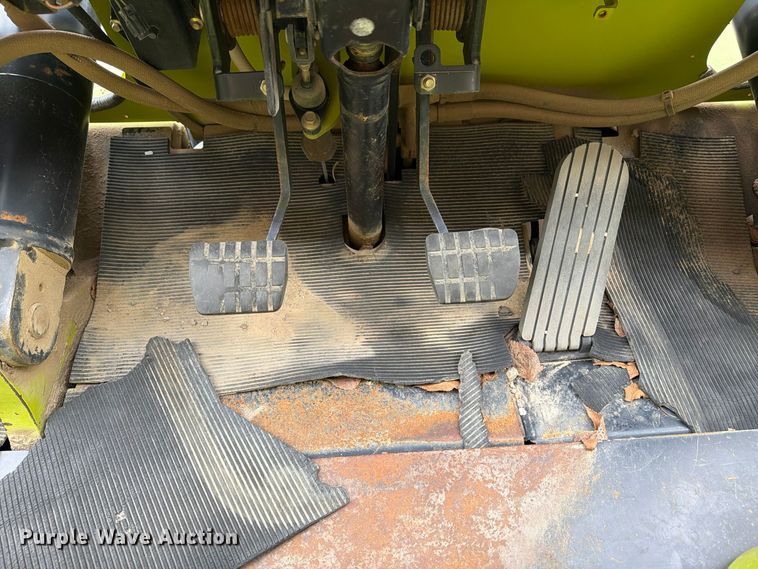 image for item FU5010 2010 Clark 8K forklift