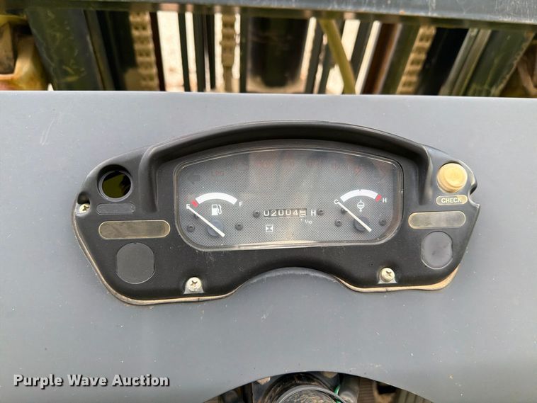 image for item FU5010 2010 Clark 8K forklift