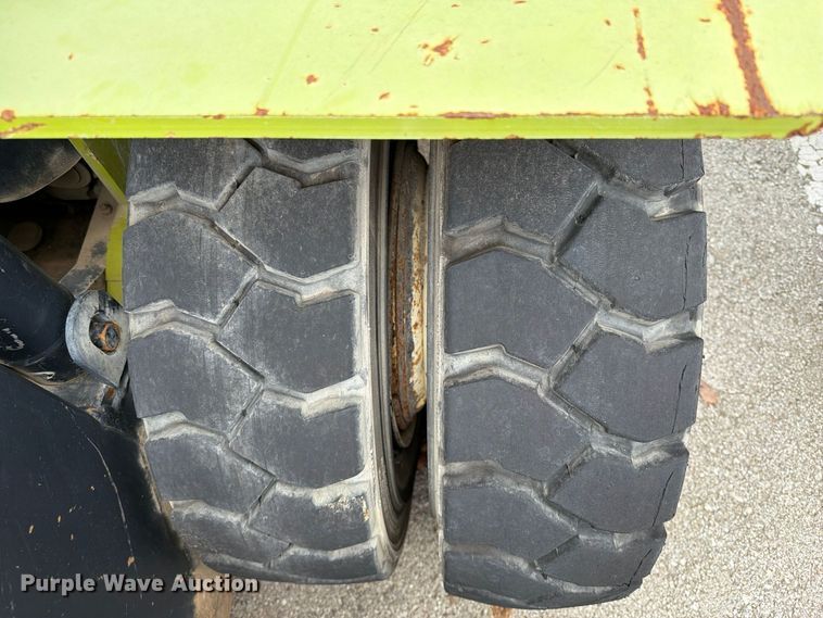 image for item FU5010 2010 Clark 8K forklift