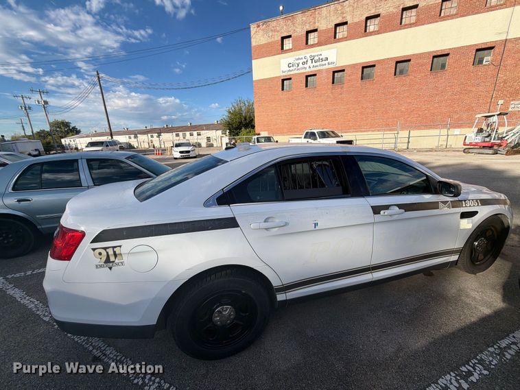 image for item FU5011 2013 Ford Taurus Police Interceptor 
