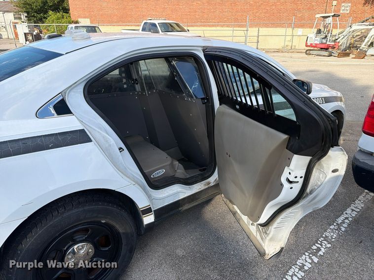 image for item FU5011 2013 Ford Taurus Police Interceptor 