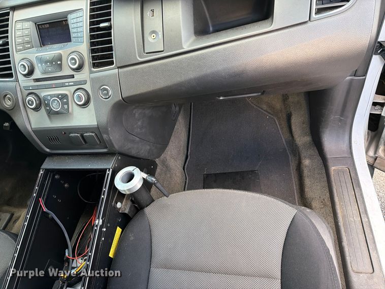image for item FU5011 2013 Ford Taurus Police Interceptor 