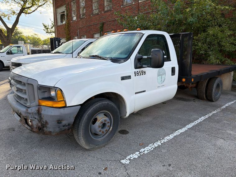 image for item FU5012 1999 Ford F350 Super Duty flatbed pickup truck