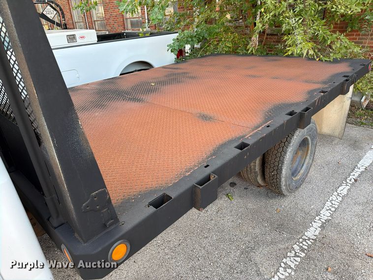 image for item FU5012 1999 Ford F350 Super Duty flatbed pickup truck