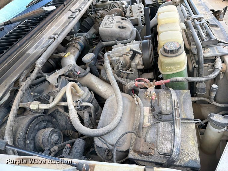 image for item FU5012 1999 Ford F350 Super Duty flatbed pickup truck