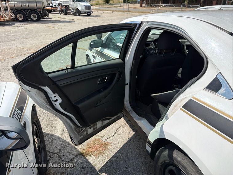 image for item FU5013 2015 Ford Taurus Police Interceptor 