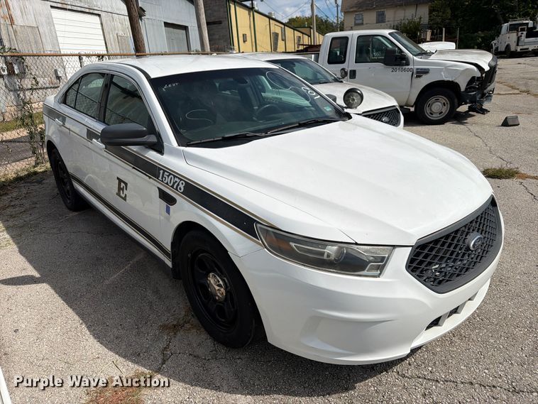 image for item FU5014 2015 Ford Taurus Police Interceptor 