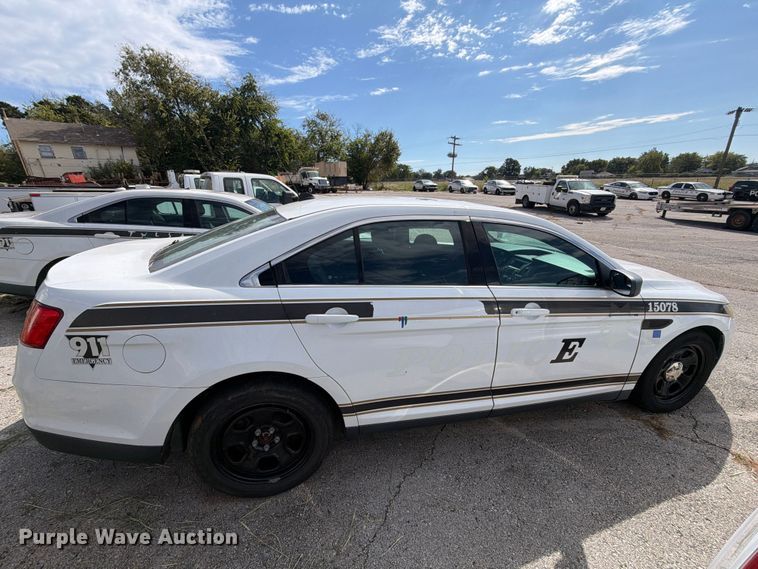 image for item FU5014 2015 Ford Taurus Police Interceptor 