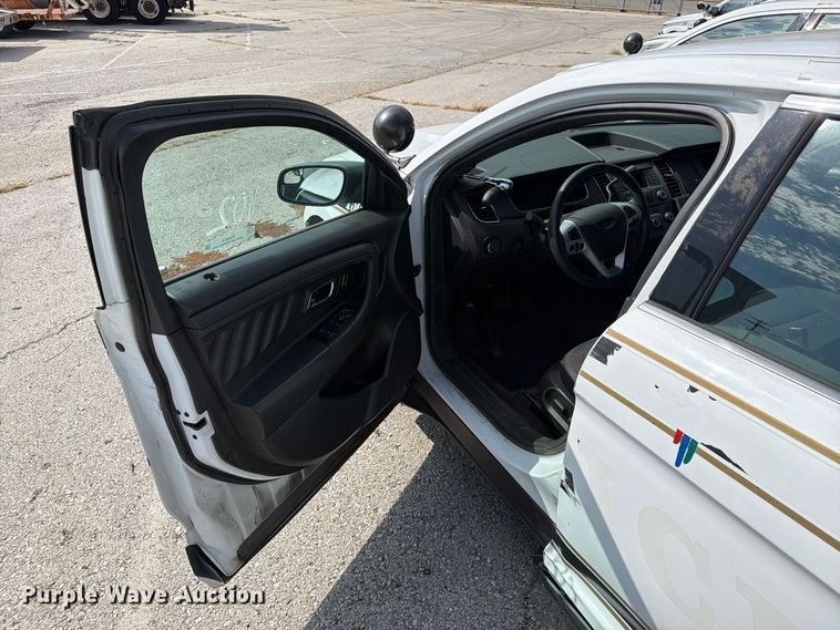 image for item FU5014 2015 Ford Taurus Police Interceptor 