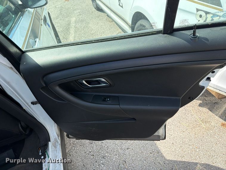 image for item FU5014 2015 Ford Taurus Police Interceptor 