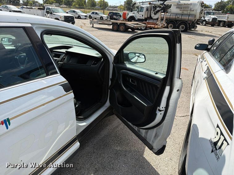 image for item FU5014 2015 Ford Taurus Police Interceptor 