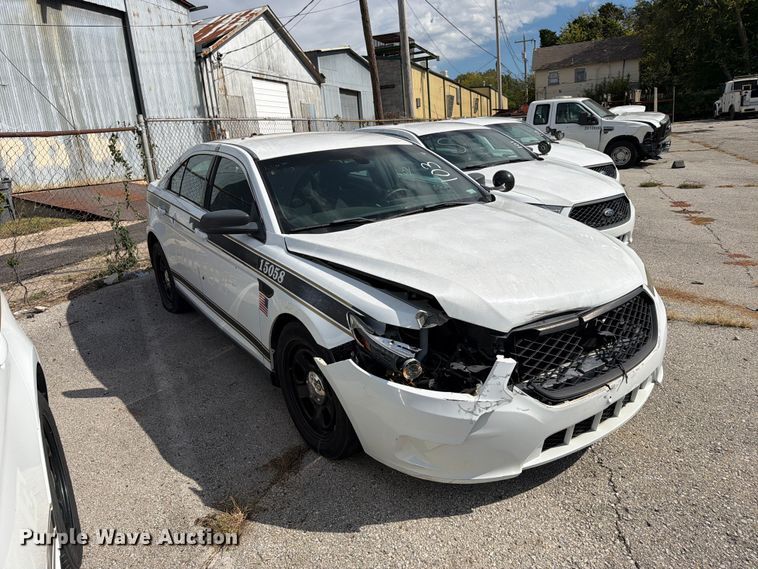 image for item FU5015 2015 Ford Taurus Police Interceptor 