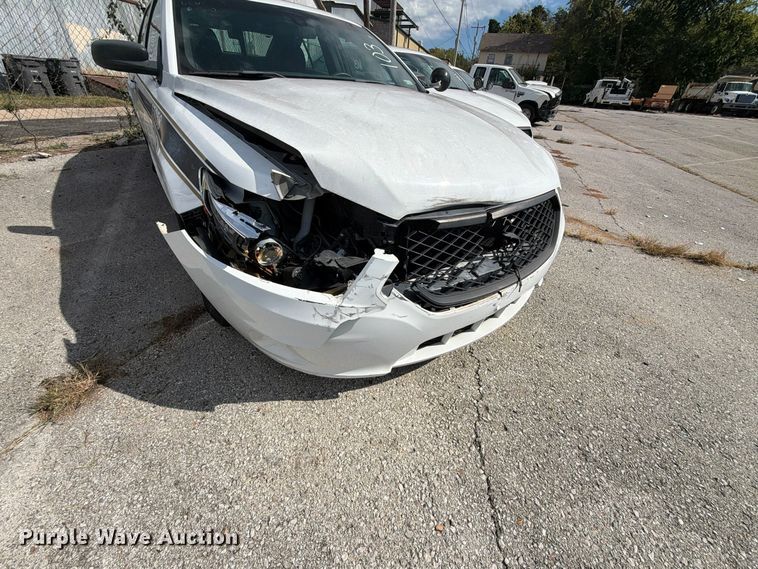 image for item FU5015 2015 Ford Taurus Police Interceptor 