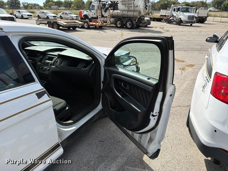 image for item FU5015 2015 Ford Taurus Police Interceptor 
