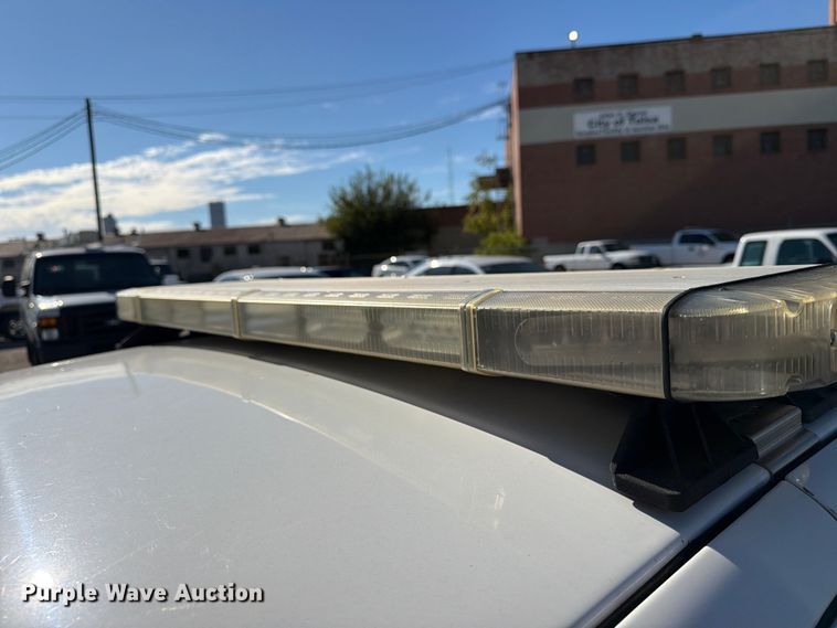 image for item FU5016 2011 Ford Crown Victoria Police Interceptor 