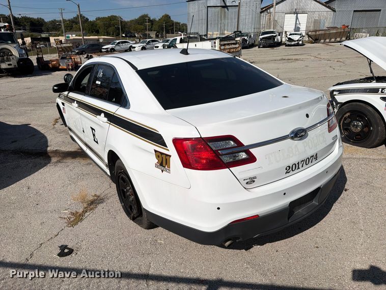 image for item FU5024 2017 Ford Taurus Police Interceptor 