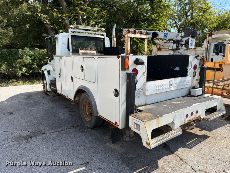 image for item FU5026 2008 International DuraStar 4300 utility / service truck