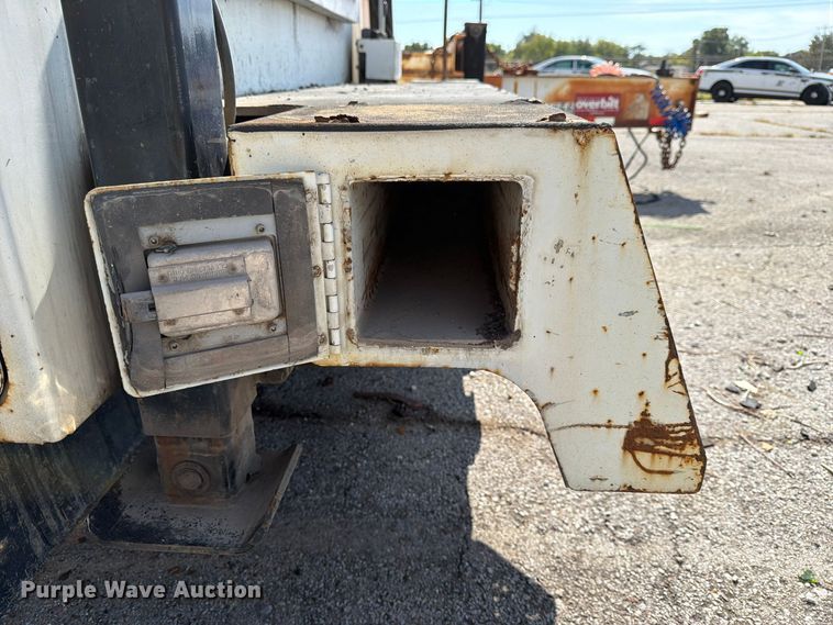 image for item FU5026 2008 International DuraStar 4300 utility / service truck