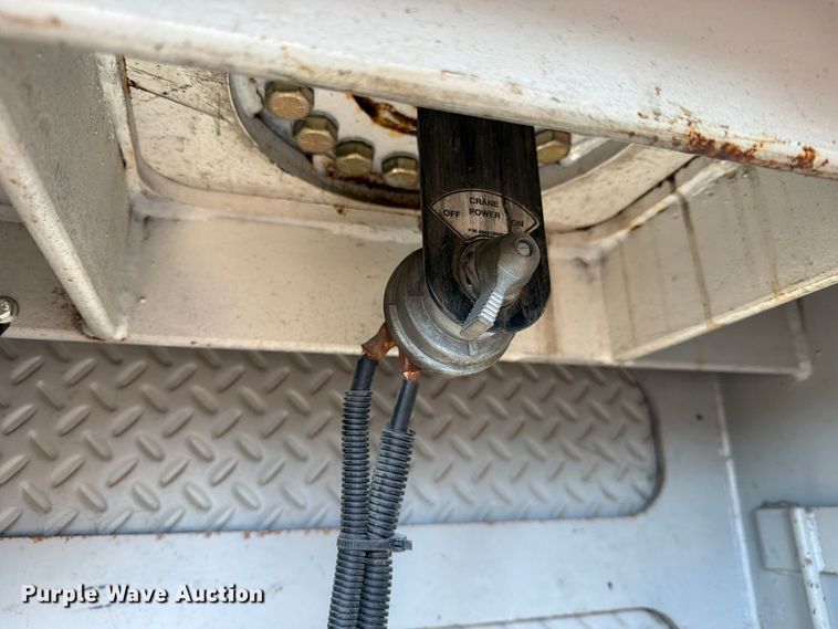 image for item FU5026 2008 International DuraStar 4300 utility / service truck