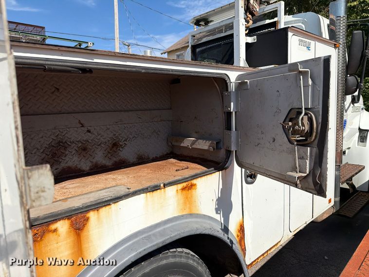 image for item FU5026 2008 International DuraStar 4300 utility / service truck